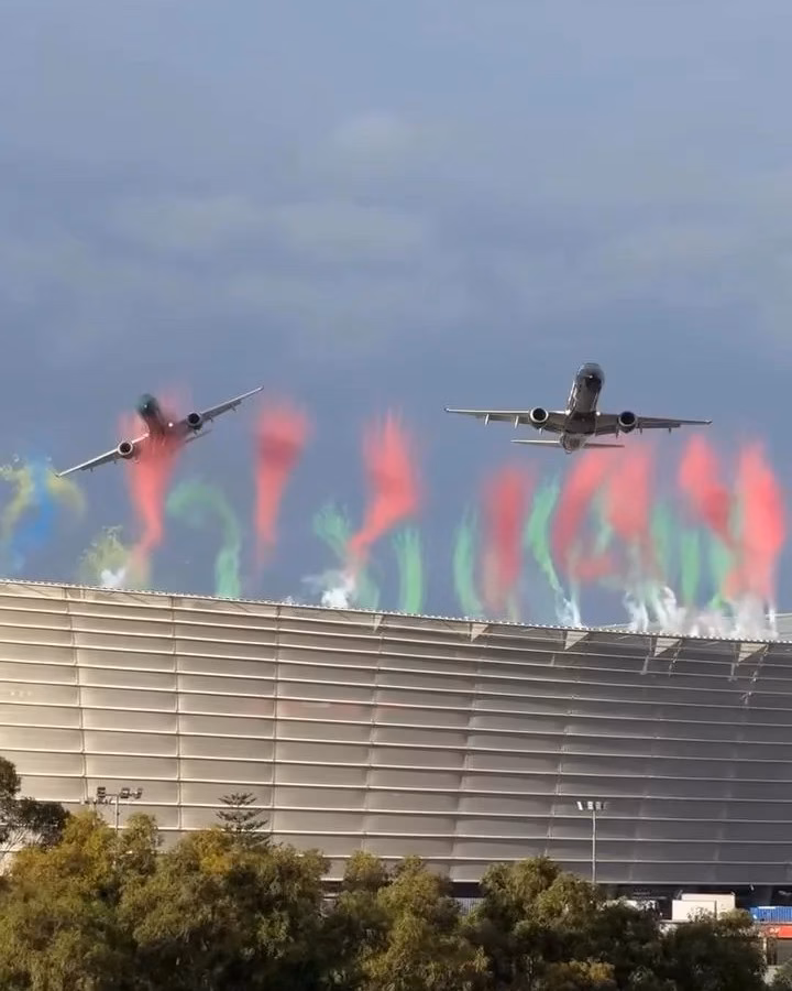Airlink Defends Low Flyby Over Packed Cape Town Stadium Amid Safety Concerns