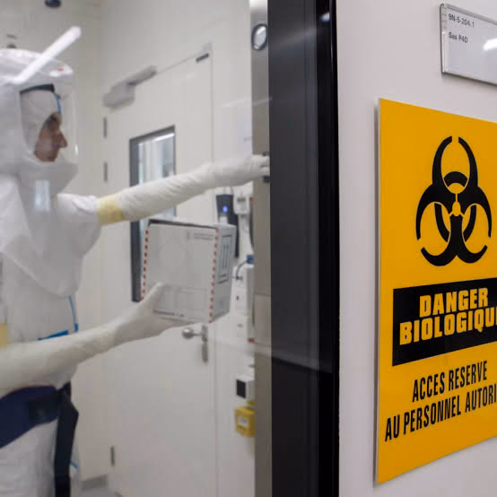 Nigeria Evacuates Ebola Patient to Switzerland as Contact Tracing Expands
